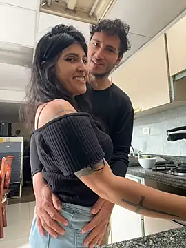 Afroditapoloo online show from April 2026 03:36:01 PM