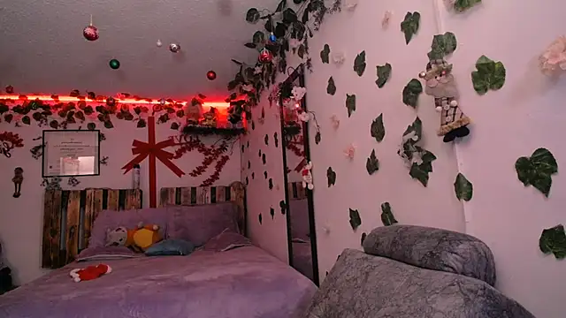 Afroditapoloo online show from December 2024 04:08:02 PM