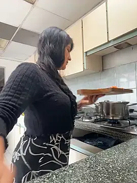 Afroditapoloo online show from June 2026 03:51:02 PM
