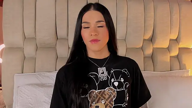 Isa Little Star online show from February 2026 02:31:02 AM