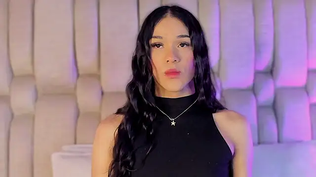 Isa Little Star online show from March 2026 03:55:01 AM