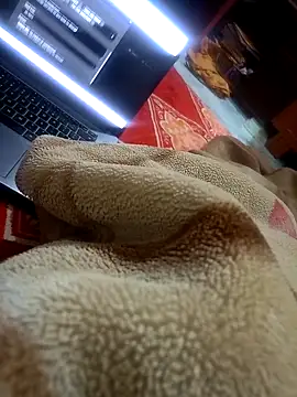 Snapshot of CuteyCouple chatting on March 2026 08:31:02 PM CuteyCouple online show from March 2026 08:31:02 PM