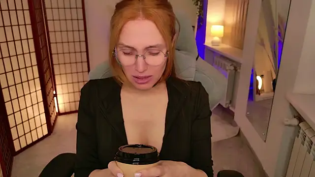 Love Call online show from November 2025 05:18:02 AM