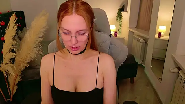 Snapshot of Love_Call chatting on October 2025 05:20:02 AM Love Call online show from October 2025 05:20:02 AM