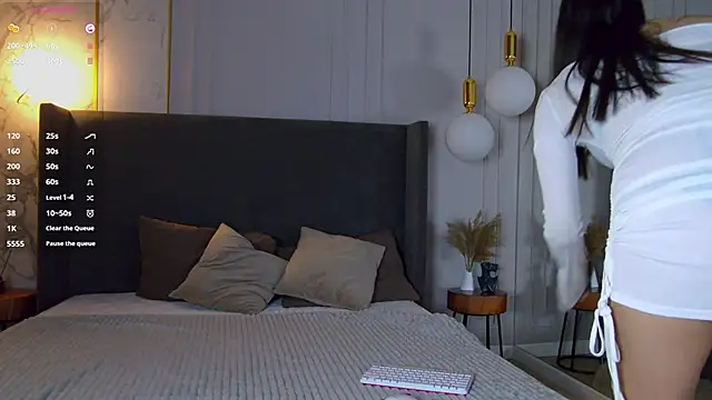 Snapshot of RizeShiro chatting on December 2025 05:41:01 AM RizeShiro online show from December 2025 05:41:01 AM