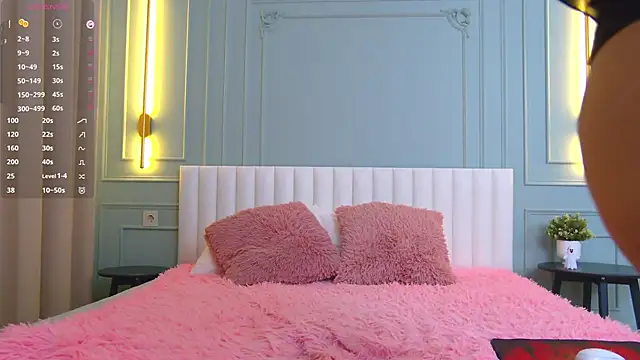 Snapshot of RizeShiro chatting on March 2025 12:00:01 PM RizeShiro online show from March 2025 12:00:01 PM