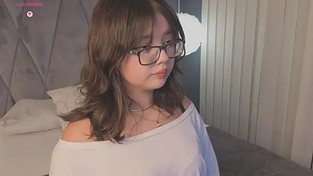 missy taylor  online show from October 2025 08:09:02 PM