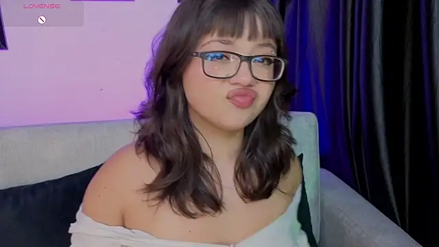 missy taylor  online show from November 2025 09:37:01 PM