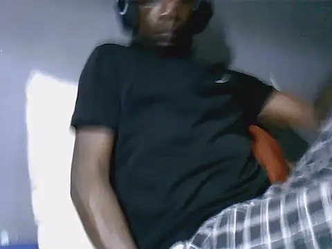 TheeRealShow online show from May 2026 09:27:01 PM