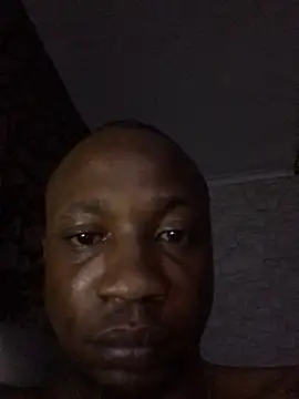 Snapshot of TheeRealShow chatting on December 2024 12:40:02 AM TheeRealShow online show from December 2024 12:40:02 AM