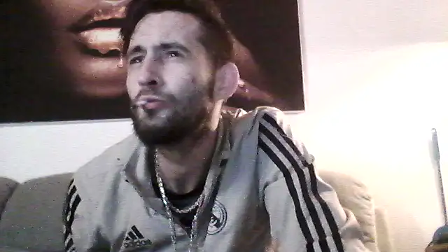 Snapshot of Bigkisslove chatting on February 2026 12:42:02 AM Bigkisslove online show from February 2026 12:42:02 AM