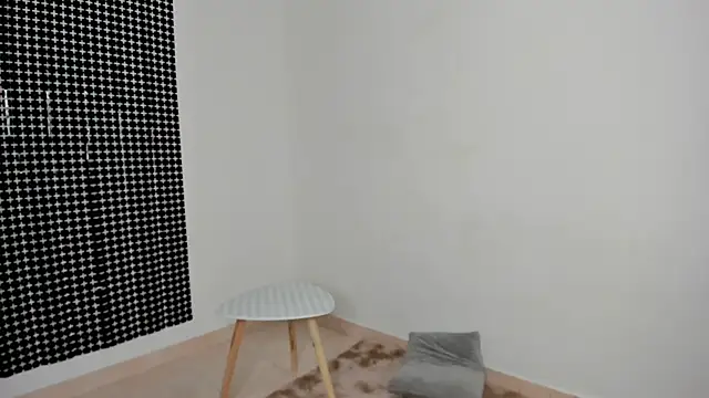 misshiccups online show from March 2025 03:51:02 AM