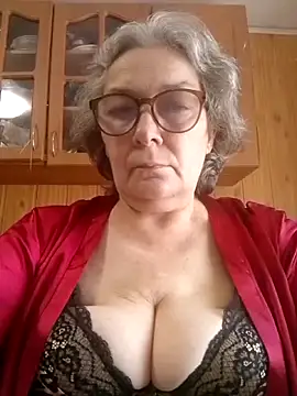 IrinaSweet54 online show from May 2026 08:01:01 AM