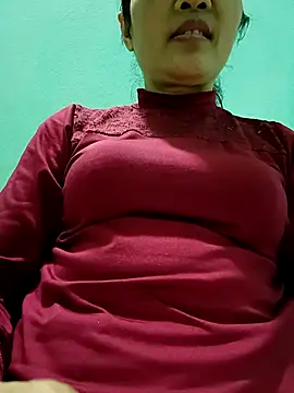 Snapshot of Lovepussyhair chatting on February 2026 02:02:01 PM Lovepussyhair online show from February 2026 02:02:01 PM