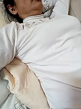 Snapshot of Lovepussyhair chatting on January 2026 03:02:02 AM Lovepussyhair online show from January 2026 03:02:02 AM