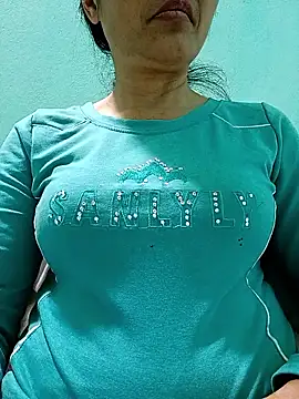 Snapshot of Lovepussyhair chatting on February 2026 01:53:02 PM Lovepussyhair online show from February 2026 01:53:02 PM