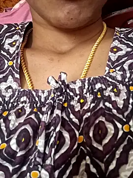 Snapshot of Ambika01 chatting on November 2025 04:38:02 AM Ambika01 online show from November 2025 04:38:02 AM