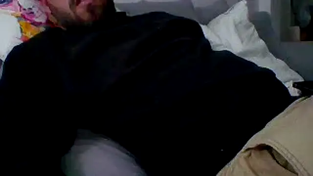 bobotatto online show from April 2026 10:46:01 PM