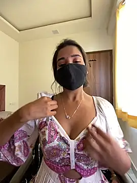 Snapshot of miss_lina chatting on February 2025 04:58:01 AM miss lina online show from February 2025 04:58:01 AM