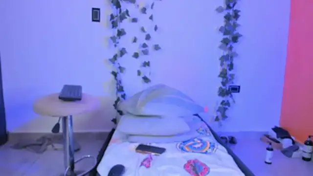 Cataleya19   online show from February 2026 10:04:02 AM
