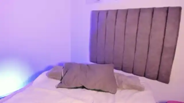 sarah  bigboobs online show from October 2025 08:59:01 AM