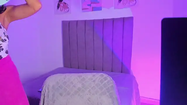 sarah  bigboobs online show from January 2026 07:28:02 PM