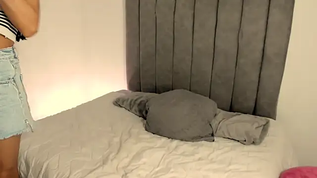 sarah  bigboobs online show from September 2025 06:36:02 AM