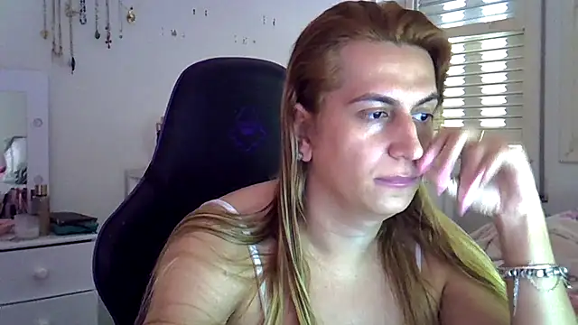 luizacandy online show from July 2026 05:58:02 PM