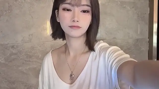 -XunMengLong- online show from November 2025 06:19:01 PM