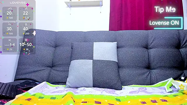 Snapshot of Princes_horny_69 chatting on October 2025 03:31:01 PM Princes horny 69 online show from October 2025 03:31:01 PM