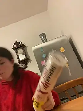 Snapshot of annonyme__422 chatting on February 2025 08:53:02 PM annonyme 422 online show from February 2025 08:53:02 PM