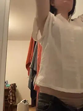 Snapshot of annonyme__422 chatting on March 2025 08:48:01 PM annonyme 422 online show from March 2025 08:48:01 PM