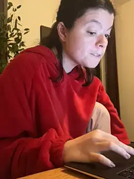 Snapshot of annonyme__422 chatting on January 2025 08:42:01 PM annonyme 422 online show from January 2025 08:42:01 PM