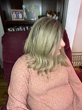 BookBabe27 online show from January 2025 01:48:02 PM