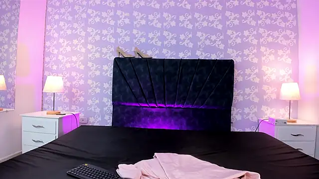 Snapshot of BritneySweet_ chatting on February 2026 04:10:02 AM BritneySweet online show from February 2026 04:10:02 AM