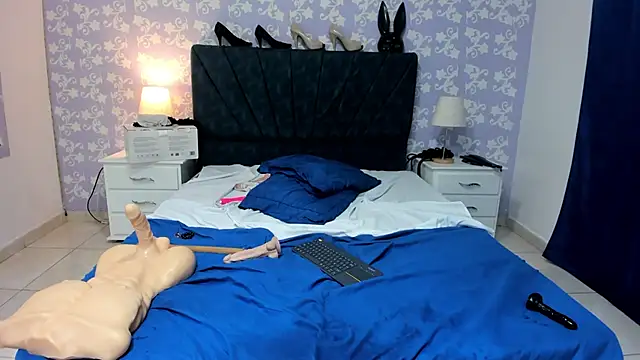 BritneySweet  online show from February 2025 12:17:01 AM