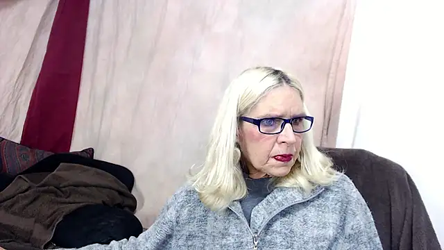 Jean Saint Sin online show from January 2026 05:53:01 PM