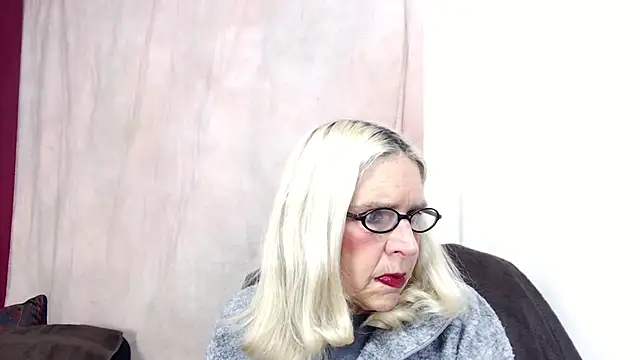 Jean Saint Sin online show from January 2026 06:59:02 PM