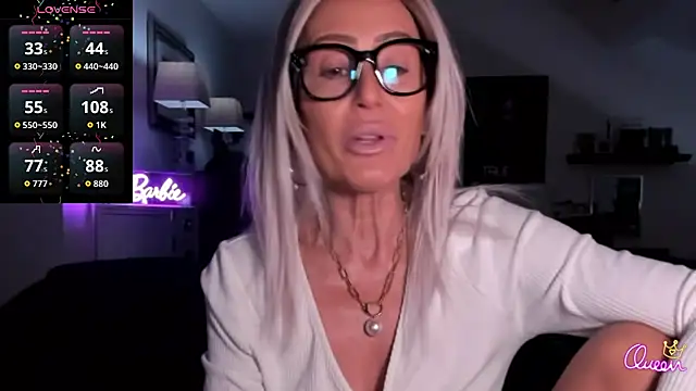 VelvetBarbie online show from February 2026 07:25:01 PM