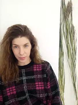 YourSuperModel online show from November 2025 05:23:02 AM