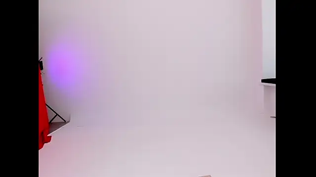 YourSuperModel online show from April 2026 05:52:01 AM