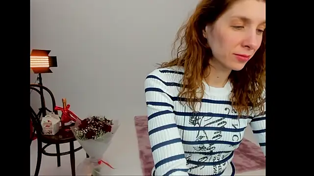 YourSuperModel online show from February 2026 02:05:01 PM