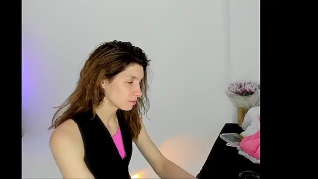 YourSuperModel online show from March 2026 02:32:02 PM