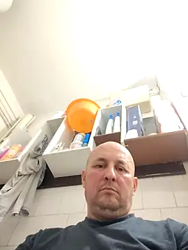 Snapshot of intx800 chatting on November 2025 04:24:01 PM intx800 online show from November 2025 04:24:01 PM