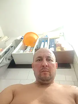 Snapshot of intx800 chatting on November 2025 03:34:02 PM intx800 online show from November 2025 03:34:02 PM