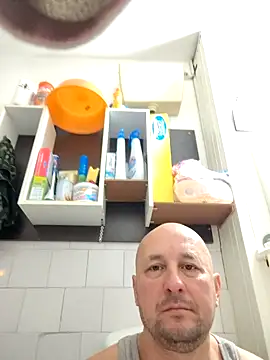 intx800 online show from April 2026 02:18:01 AM