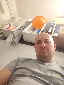 Snapshot of intx800 chatting on October 2025 03:08:01 PM intx800 online show from October 2025 03:08:01 PM