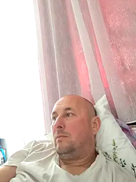 intx800 online show from April 2026 01:39:01 PM