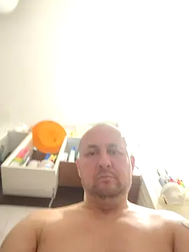 intx800 online show from April 2026 06:03:02 PM