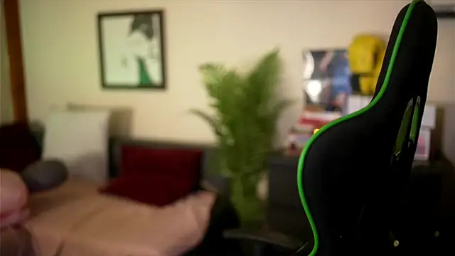 Bellis Perenis online show from April 2026 03:57:02 PM